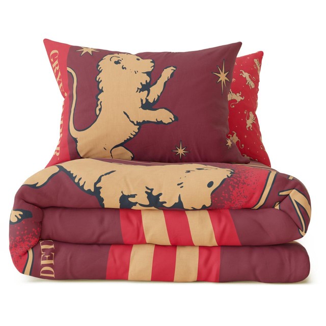 M&S Gryffindor burgundy bedding set double, imported from the UK