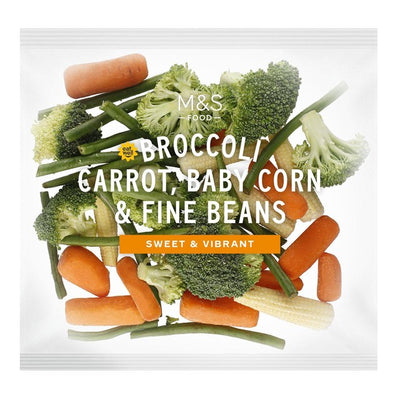 M&S Brokkoli-Karotten-Babymais und feine grüne Bohnen Gemüsemischung 320g