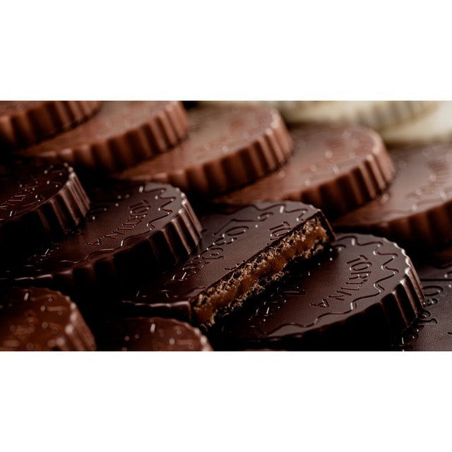 Loacker Dark Hazelnut Wafer 125g, UK version
