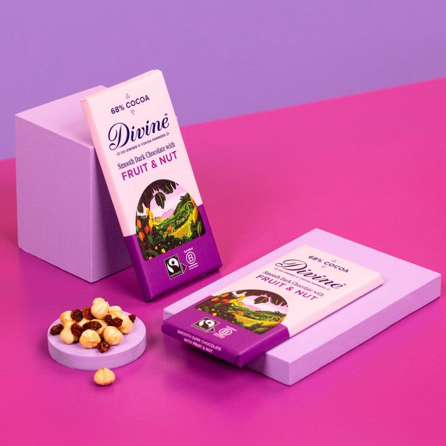 Divine 68% dark chocolate with fruit and nuts 90g - British product