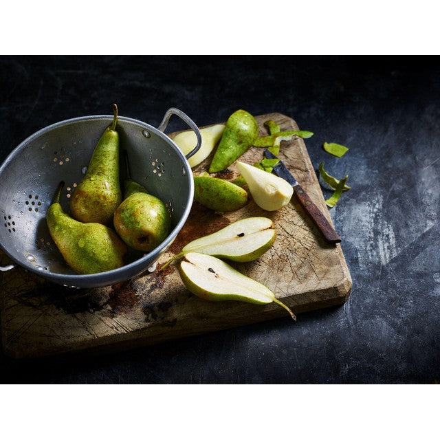 M&S Small Conference Pears 5 per pack, imported from the UK