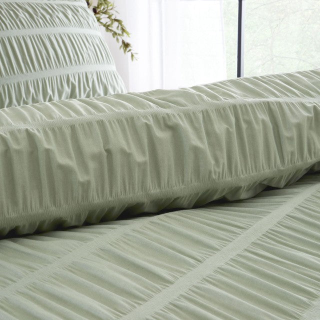 Catherine Lansfield Seersucker Sage Super King Duvet Set - British product