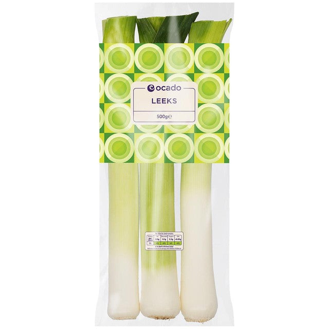 Ocado British leeks 500g, imported from the UK