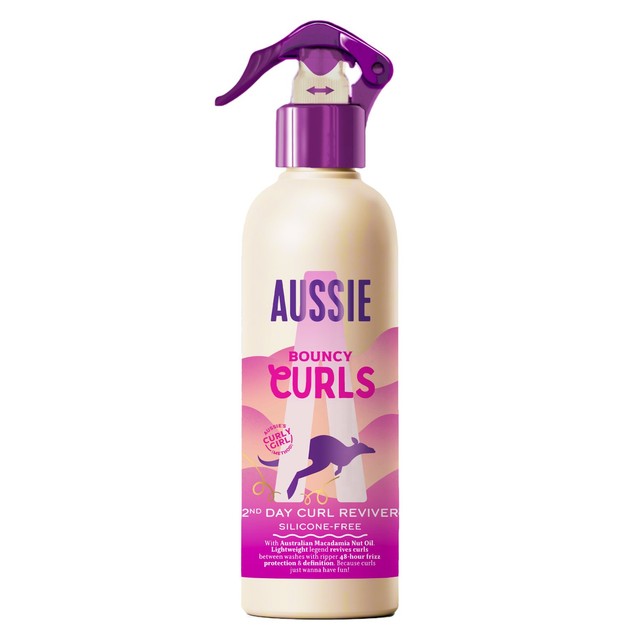 Aussie Curl Reviver spray for 2nd day curls - British product