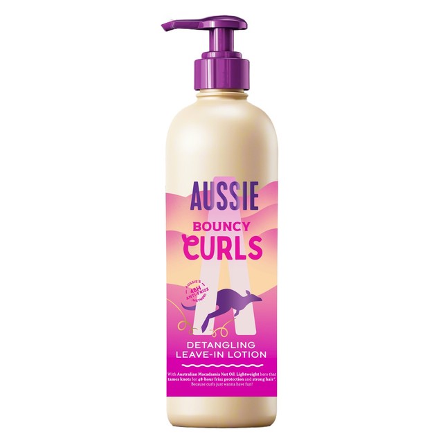Aussie detangling milk leave-in lotion for curls (British brand)