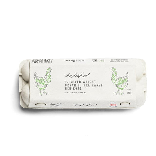 DAYLESFORD ORGANIC mixed weight eggs 12 per pack - British product