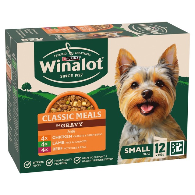 Winalot wet dog food meaty chunks in gravy for small dogs, UK version