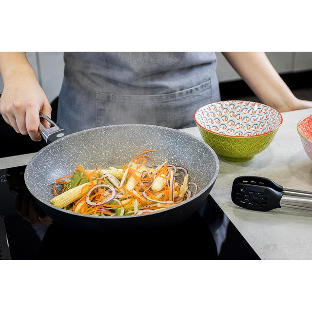 MasterClass cast aluminium non-stick wok 28cm, imported from the UK