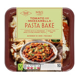 M&S Tomato and Mozzarella Pasta Bake 400g, imported from the UK