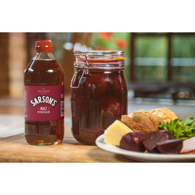 Sarson's original malt vinegar brewed in wooden vats (British brand)