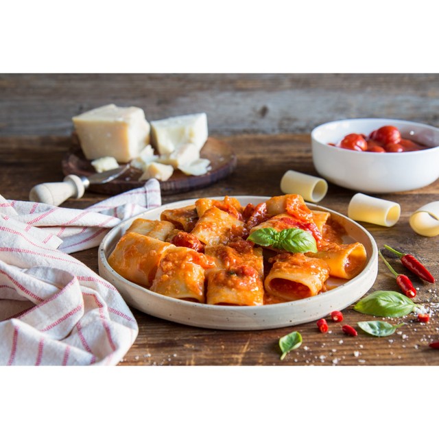 Mutti Italian baby plum tomatoes 400g, imported from the UK