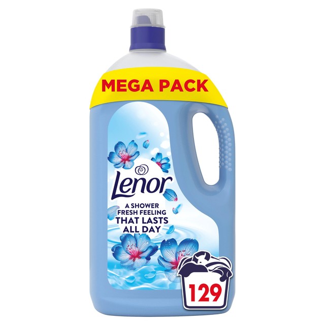 Lenor Fabric Conditioner Spring Awakening 3999ml, UK version