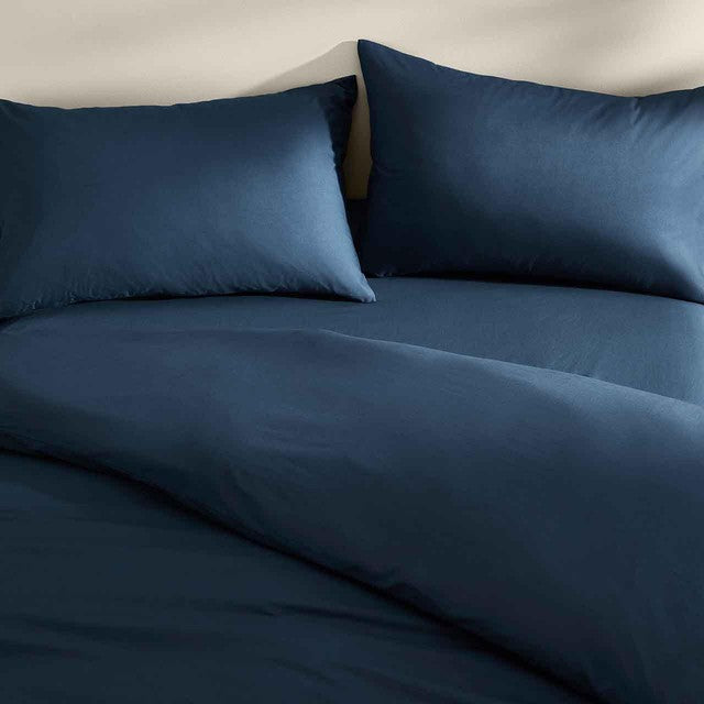 M&S bedding set navy king size, imported from the UK
