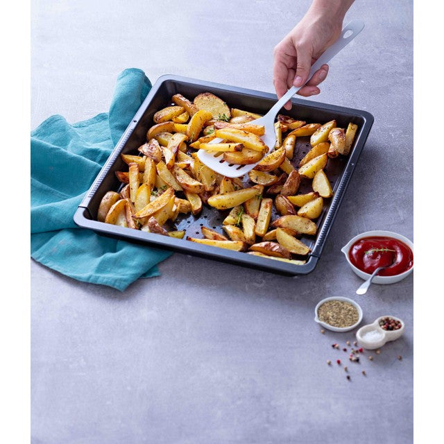 Pyrex crisper extendable baking tray 34-49cm x 30cm, imported from the UK