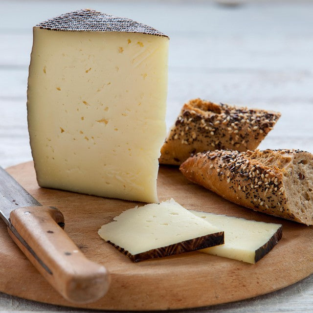 Garcia Baquero Iberico Reserva cheese 200g, UK version