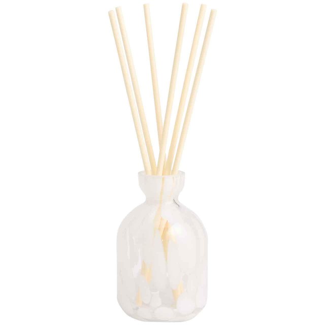 M&S Lychee & Dragonfruit reed diffuser in White, imported from the UK