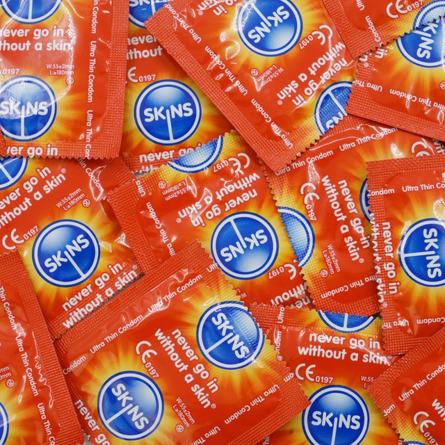 Skins Ultra Thin Vanilla Scent Condoms 16 pack (British brand)