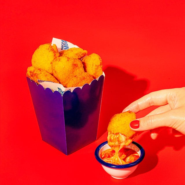 Moving Mountains No Chicken Nuggets 200g, imported from the UK