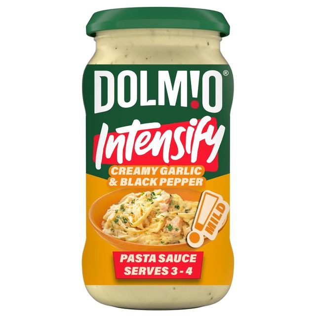 Dolmio Mild Creamy Garlic & Black Pepper pasta sauce 390g - British product