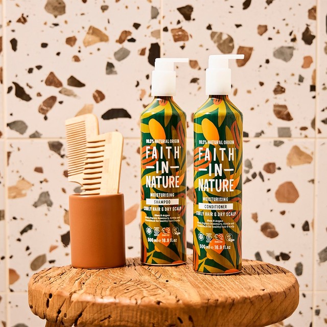 Faith In Nature Grapefruit & Orange Conditioner 500ml - British product