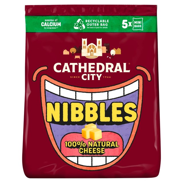 Cathedral City Nibbles Kids Snack Cheese   5 x 16g GOODS M&S   