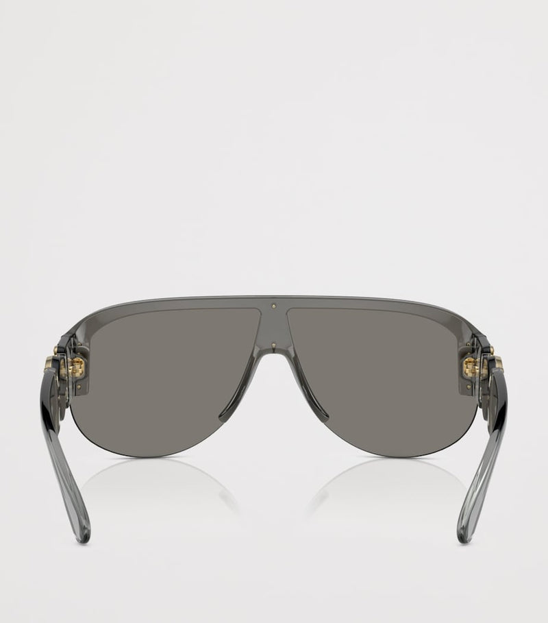 Lunettes de soleil aviateur Versace avec détail de tête de Méduse, version britannique