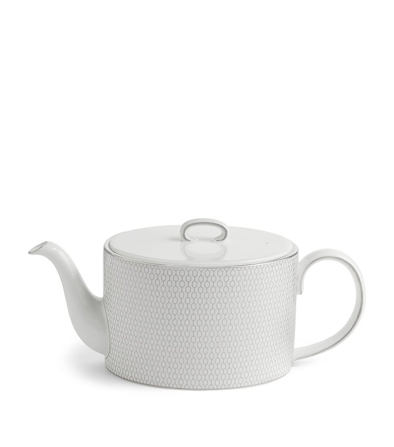 Wedgwood Gio Platinum teapot (British brand)
