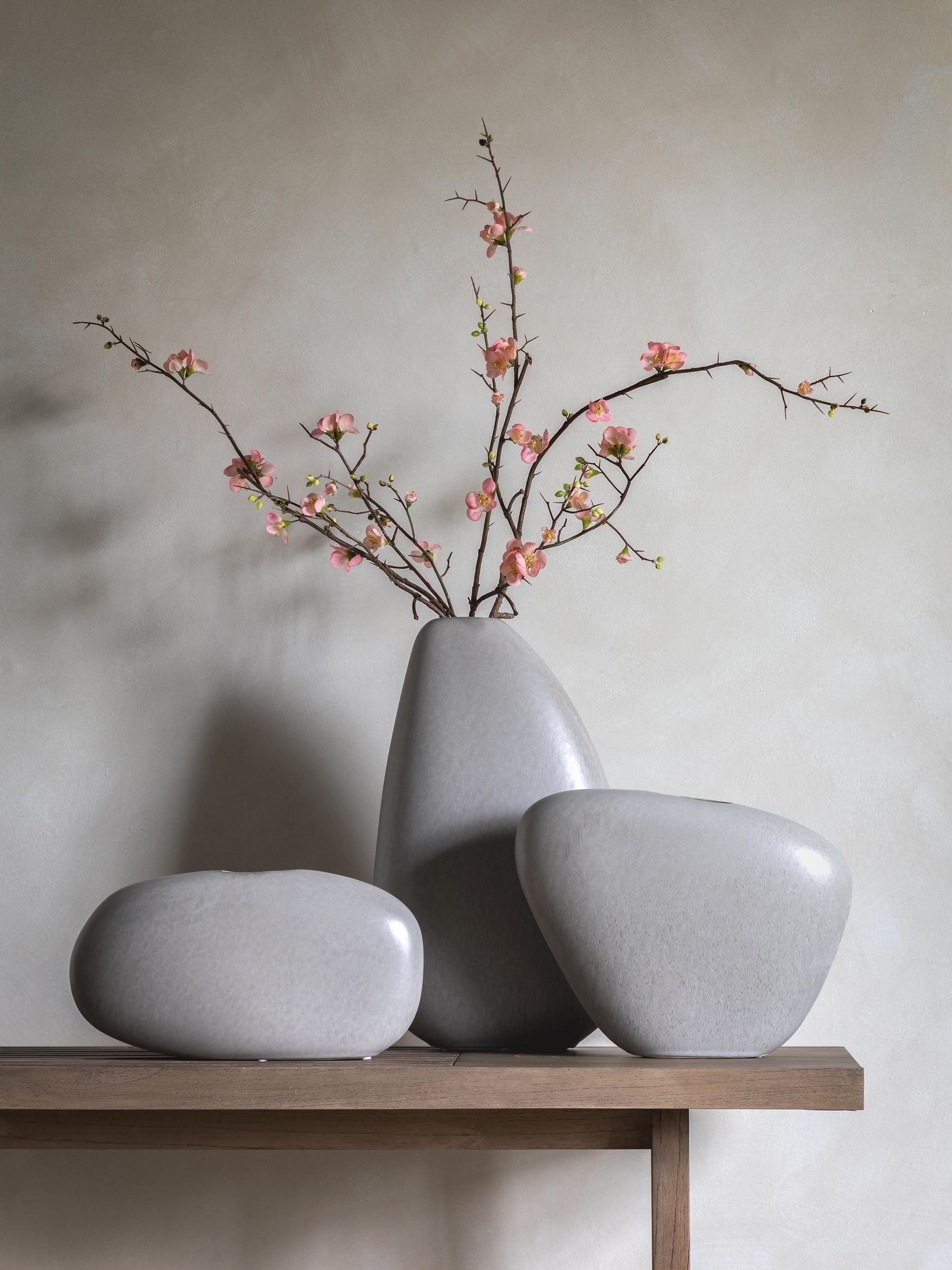 Gallery Home grey Adelanto pebble vase stoneware (British brand)