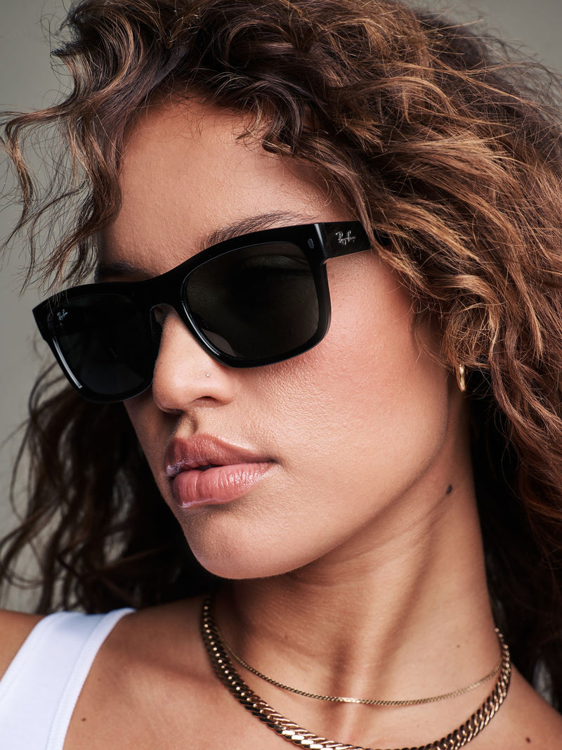 Ray-Ban Black / Green Sunglasses