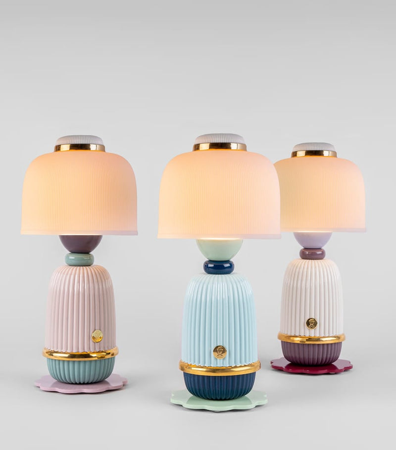 Lladró Porcelain Kokeshi Lamp, UK version