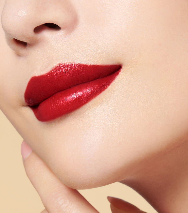 Clé de Peau Beauté hydrating lipstick refill with gem-like shine 4g (British brand)