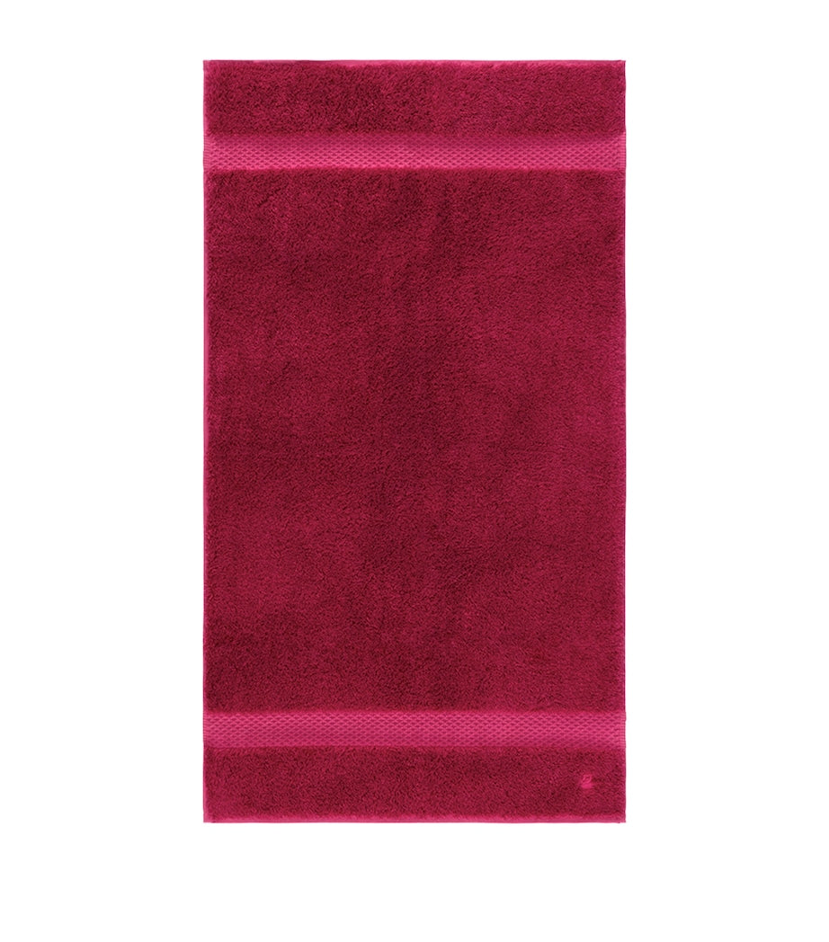Yves Delorme Étoile hand towel 55cm x 100cm (British brand)
