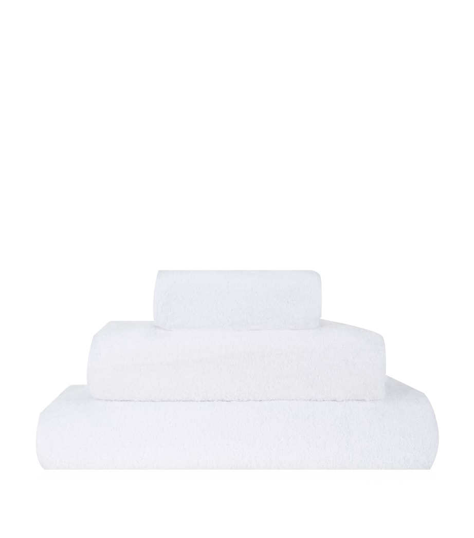 Frette Unito hand towel 60cm x 110cm - British product