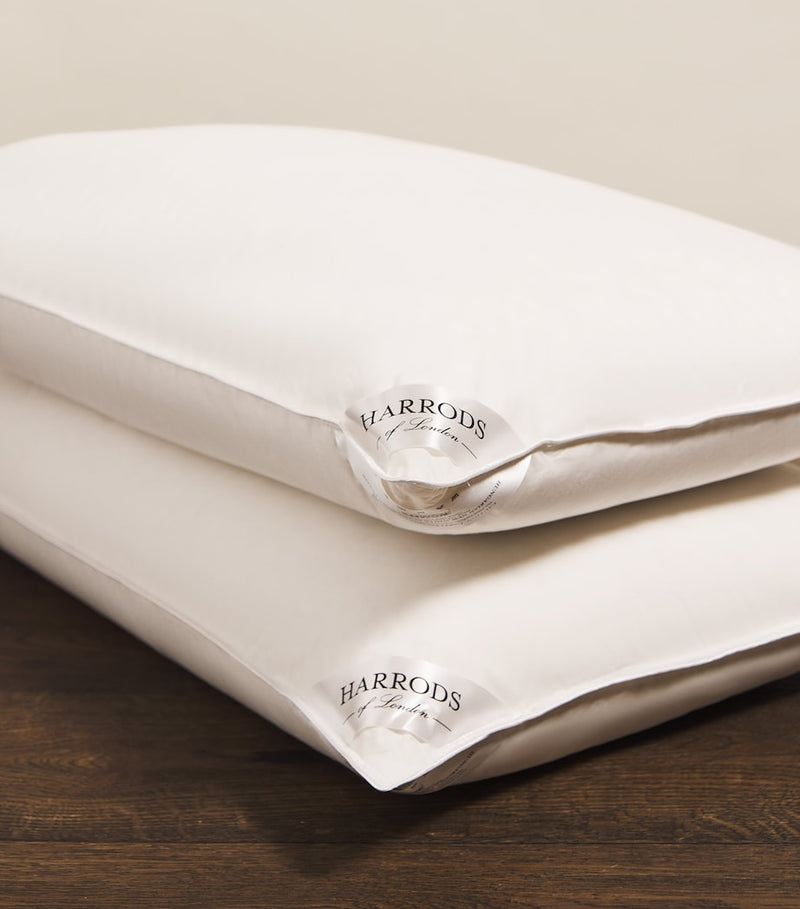 Harrods of London Hungarian goose down pillow 50x75cm, UK version