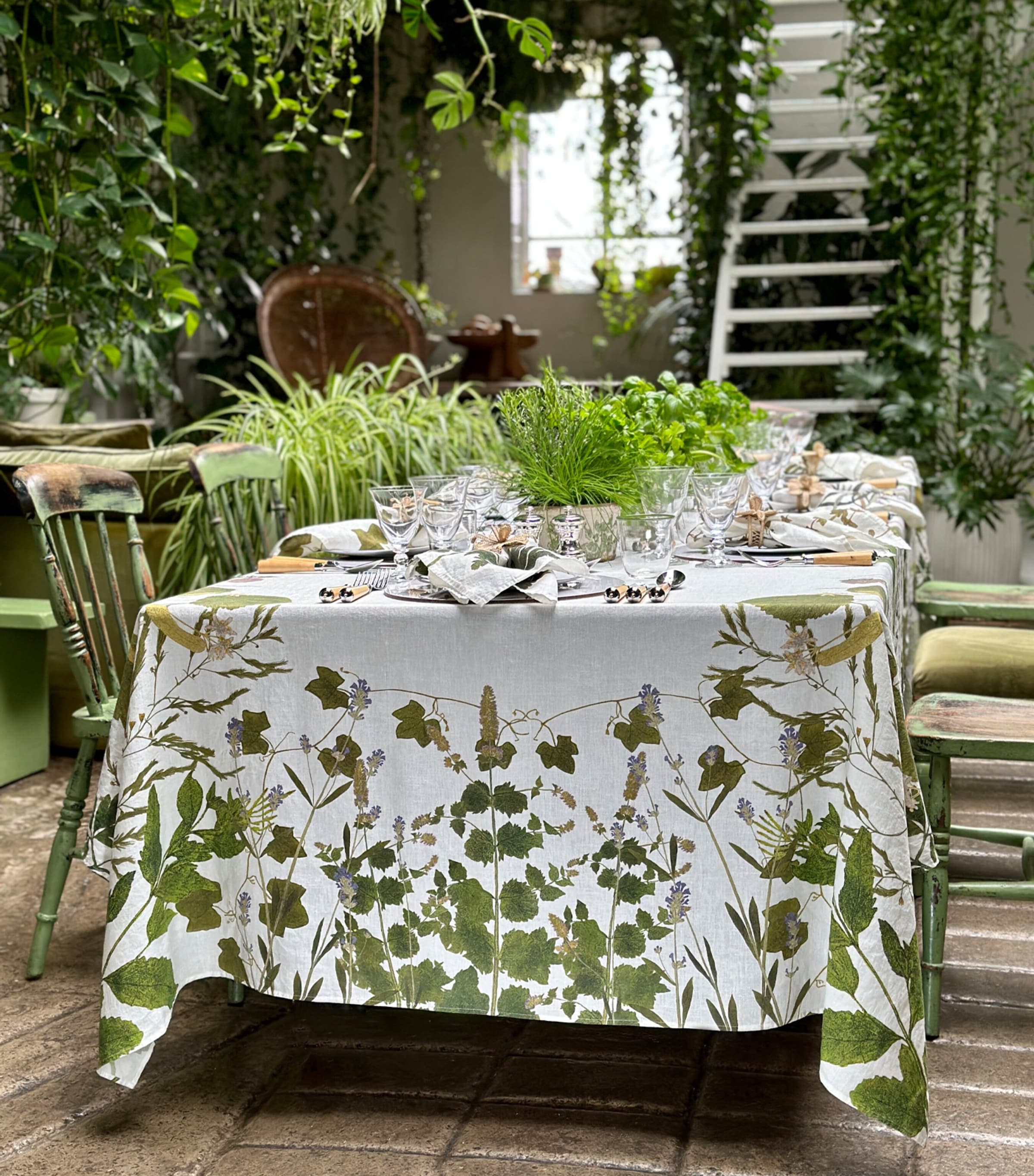 Summerill & Bishop Herb Garden Linen Tablecloth 165cm x 380cm (British brand)