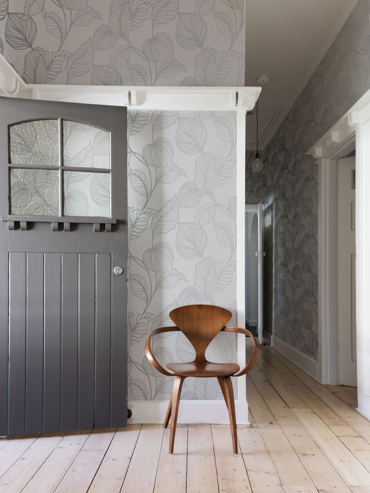 Art For The Home White Boutique Royal Palm wallpaper 10m (British brand)
