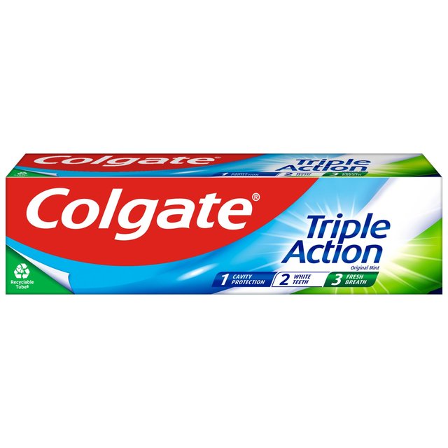 Colgate Triple Action Toothpaste   75ml GOODS M&S   