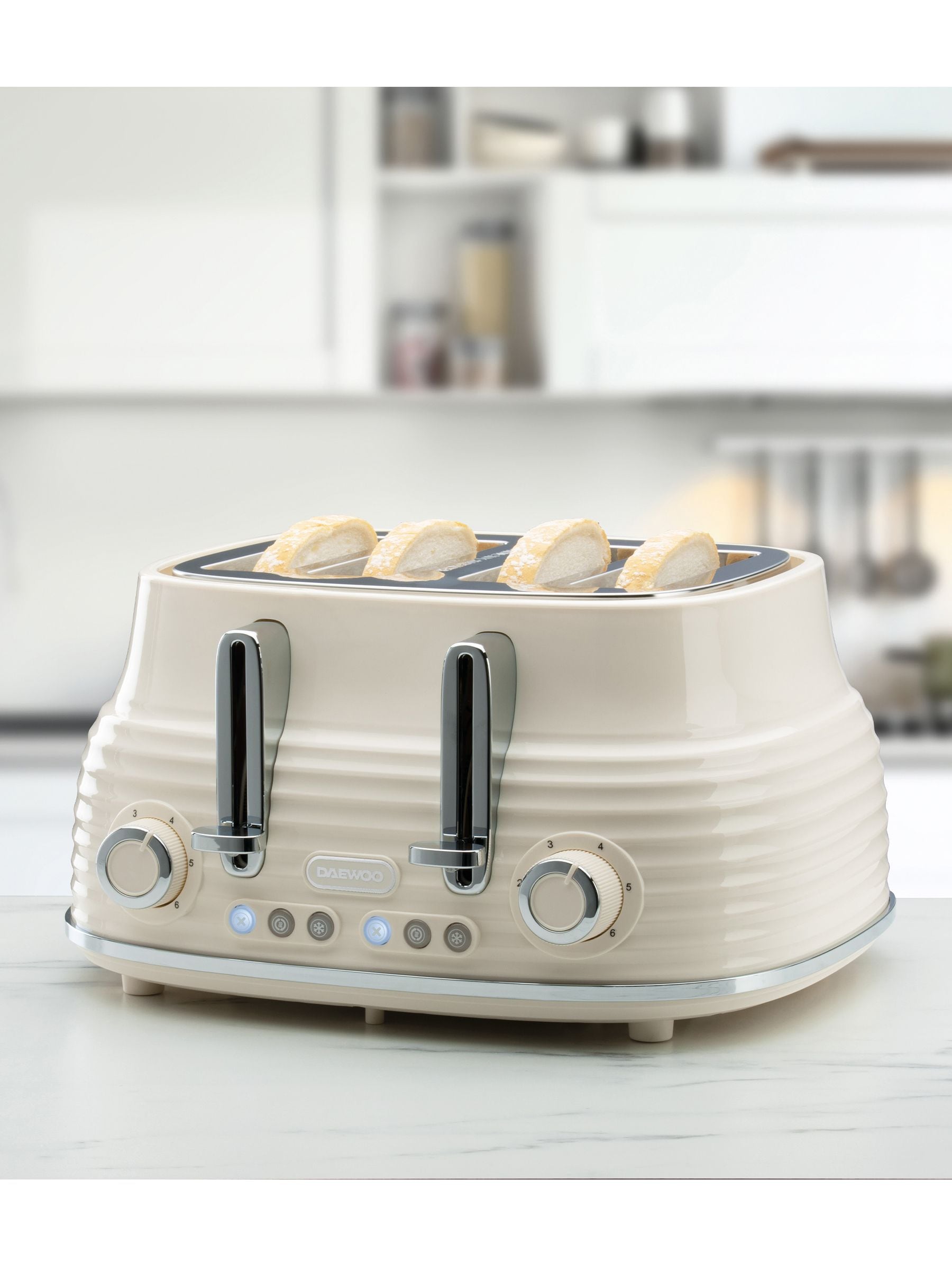 Daewoo Grey Sienna 4 slice toaster - British product
