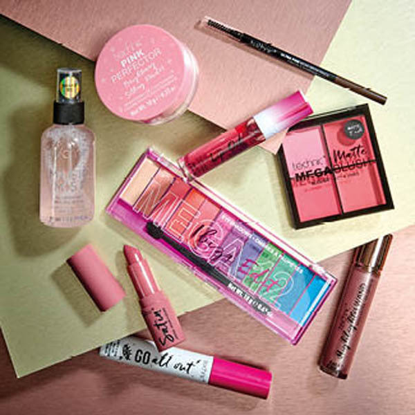 Technic Showstopper makeup kit in cosmetic bag - British product