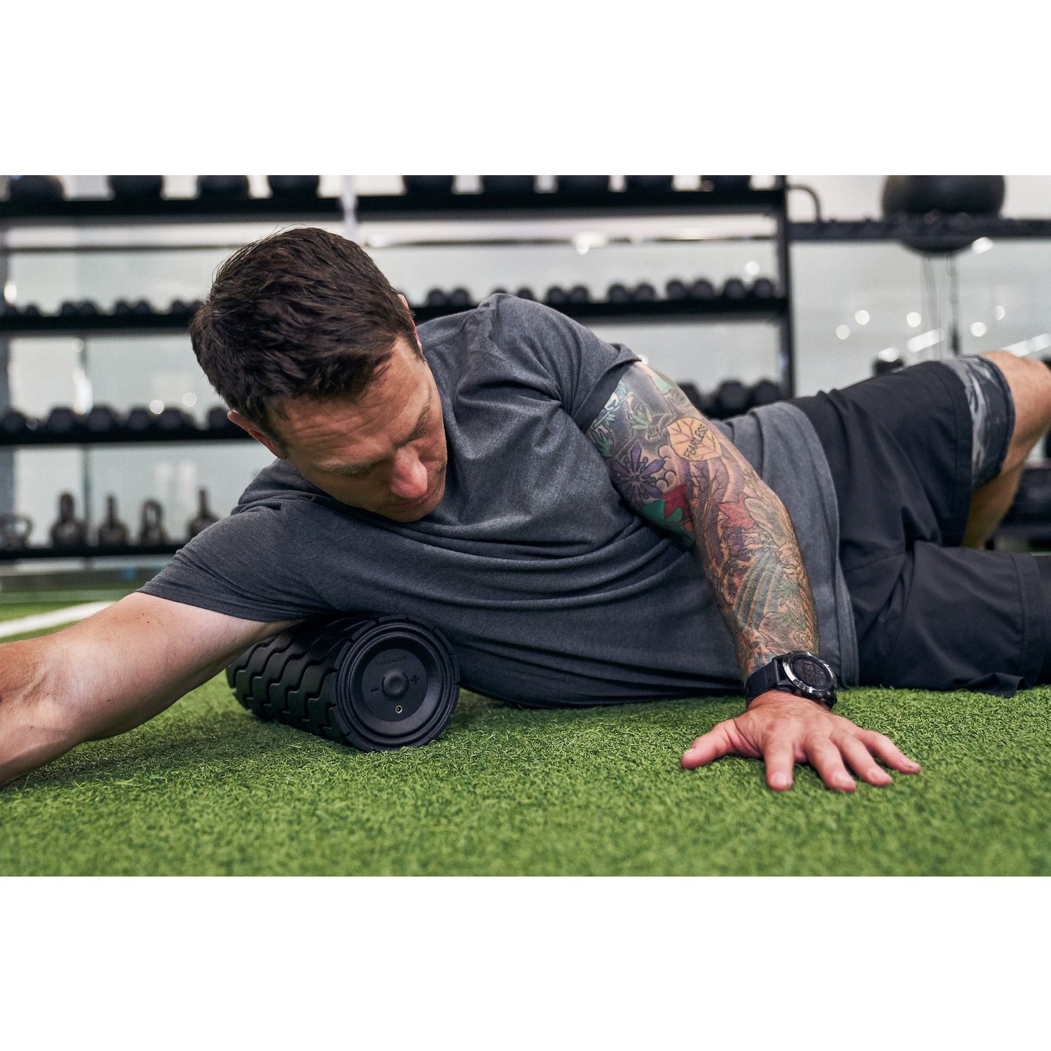 Therabody Wave Smart vibrating foam roller with Bluetooth (British brand)