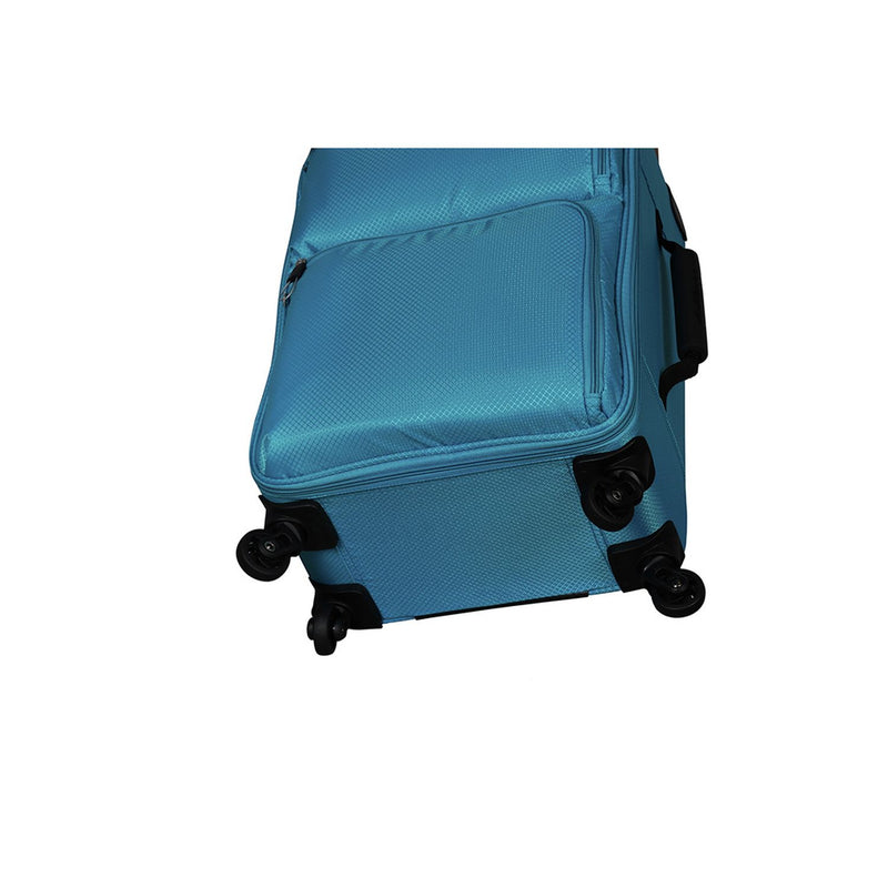 it Luggage World's Lightest Medium 4 Wheel Soft Suitcase