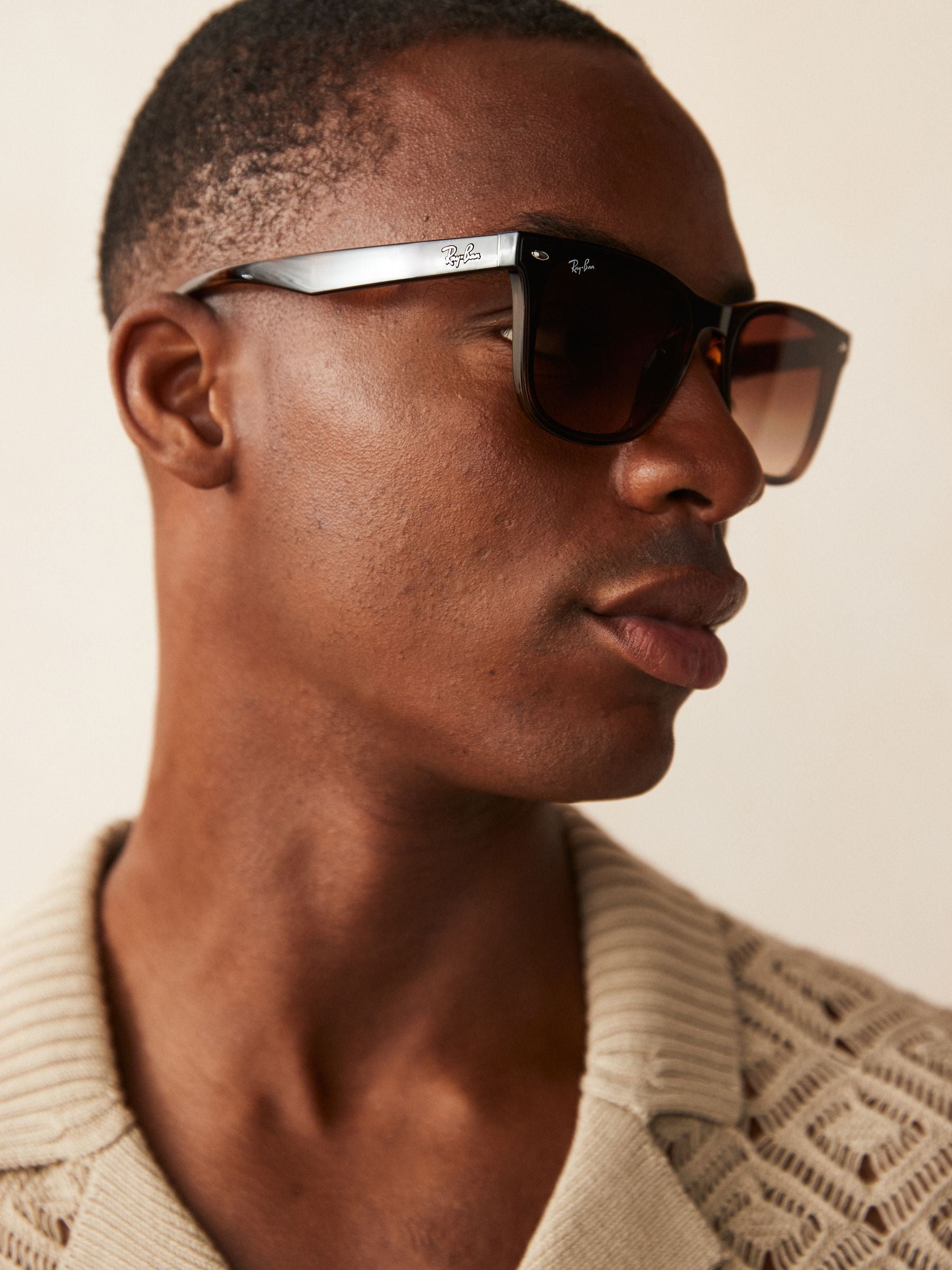 Ray-Ban brown sunglasses with black frames and green lenses - British product