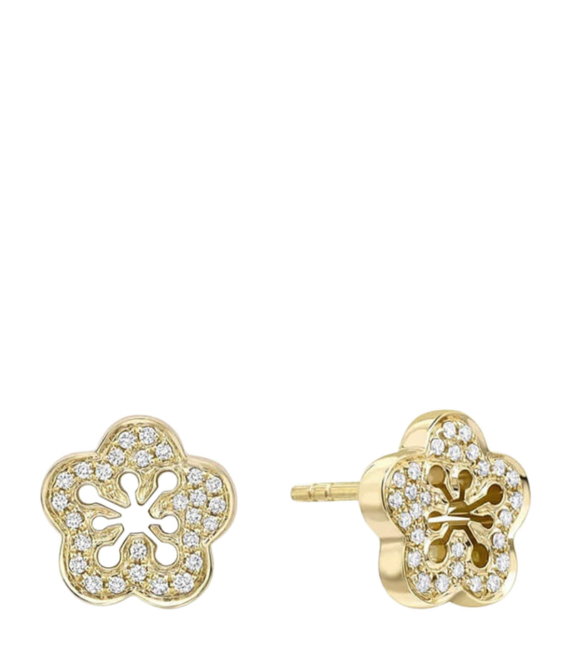 Boodles blossom stud earrings in yellow gold and diamonds (British brand)