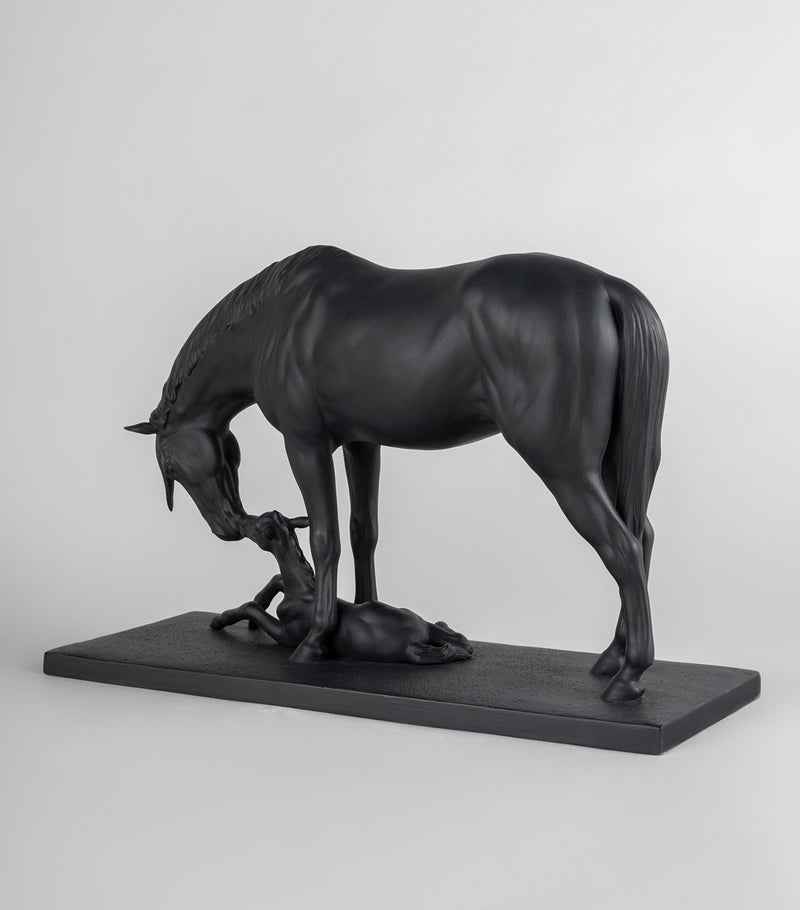 Lladró porcelain figurine of mare and foal, UK version