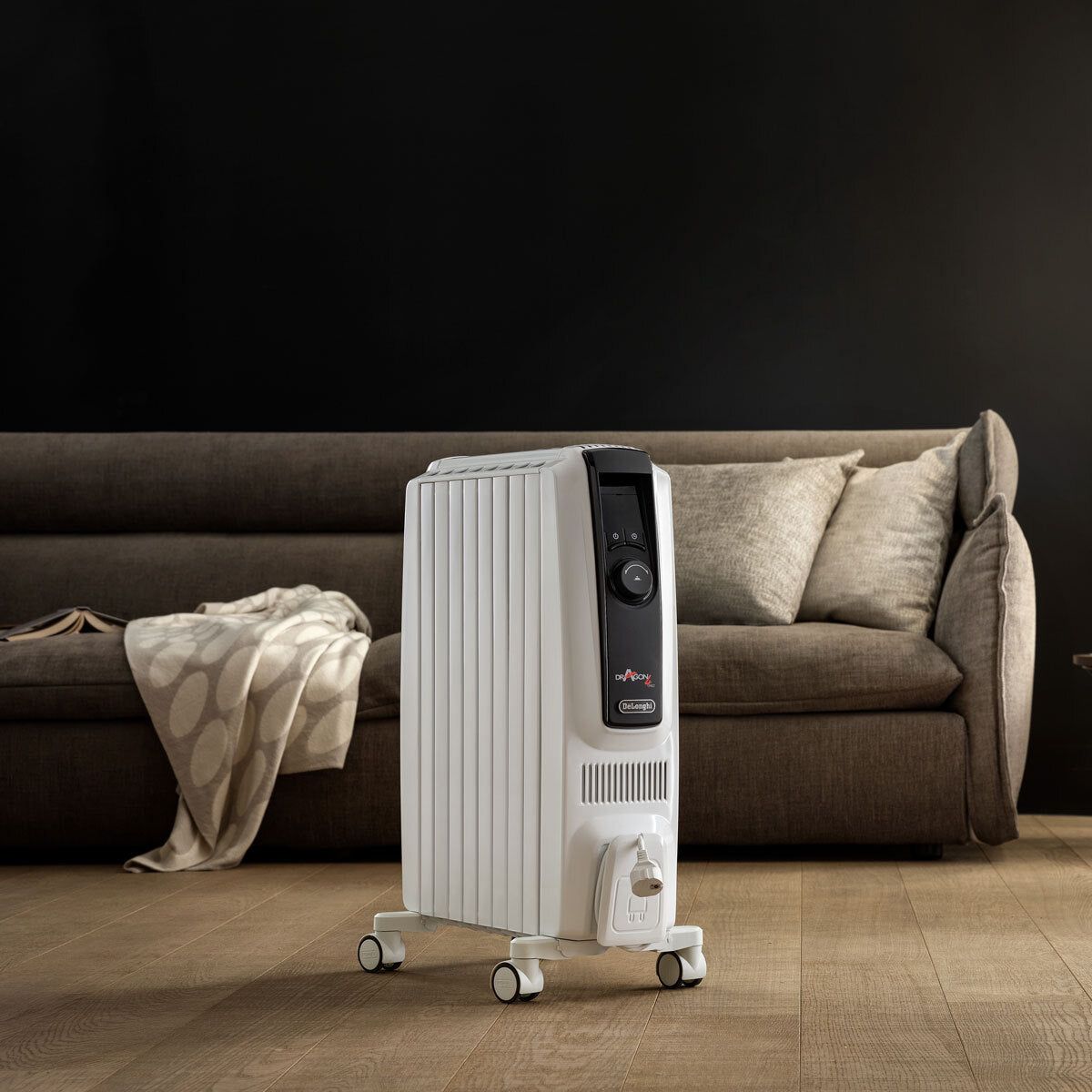 De'Longhi Dragon 4 Oil Filled 2kW Radiator in White, TRDX40820E GOODS Costco UK