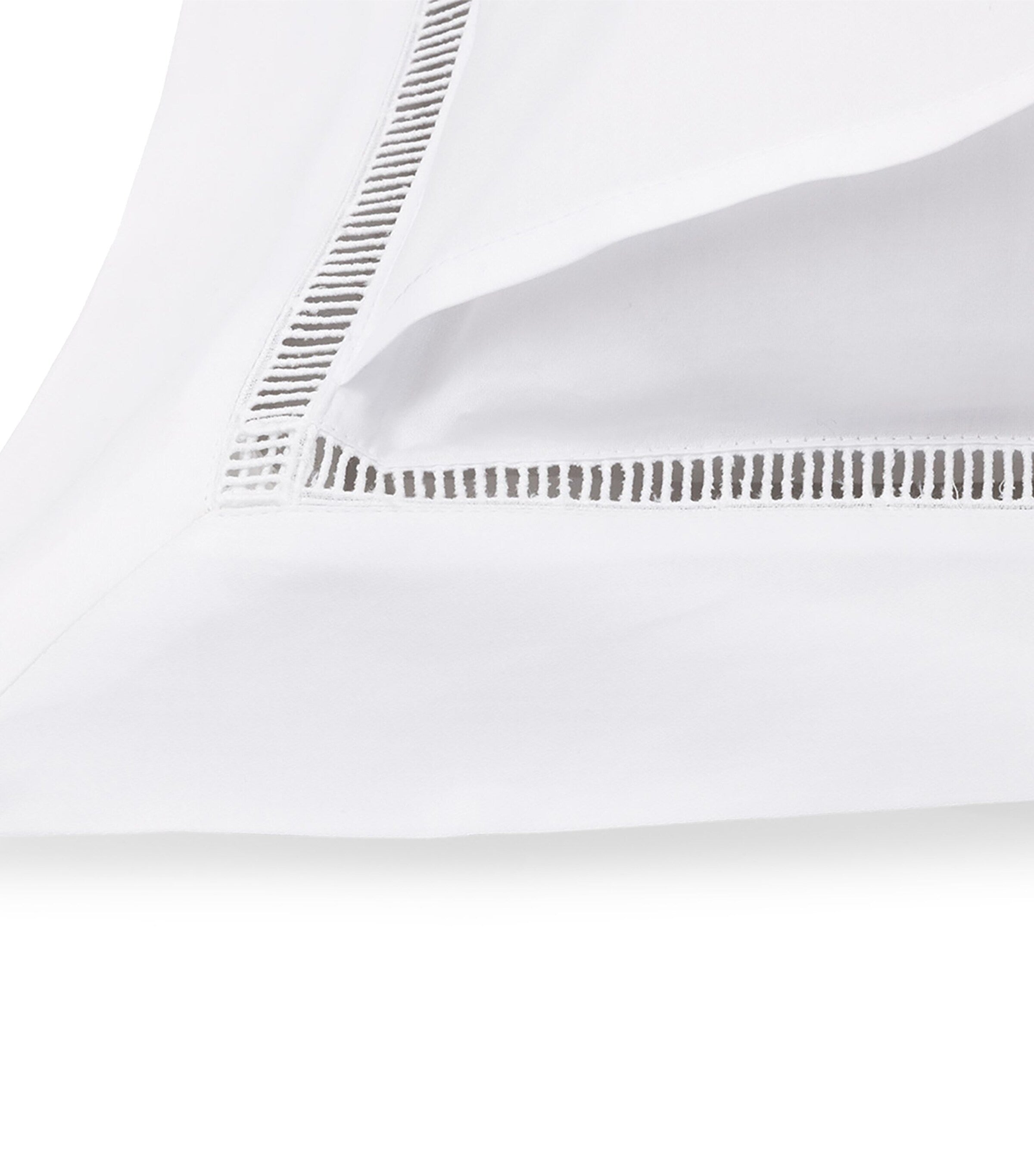 Yves Delorme Colisée Blanc Square Oxford pillowcase 65cm x 65cm (British brand)