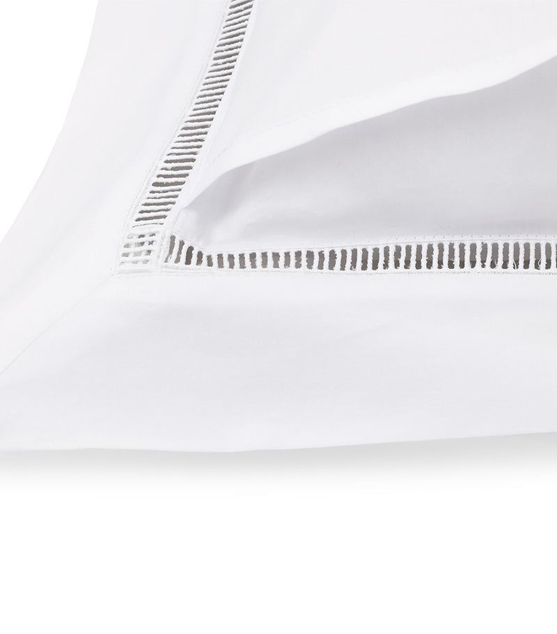 Yves Delorme Colisée Blanc Square Oxford pillowcase 65cm x 65cm (British brand)
