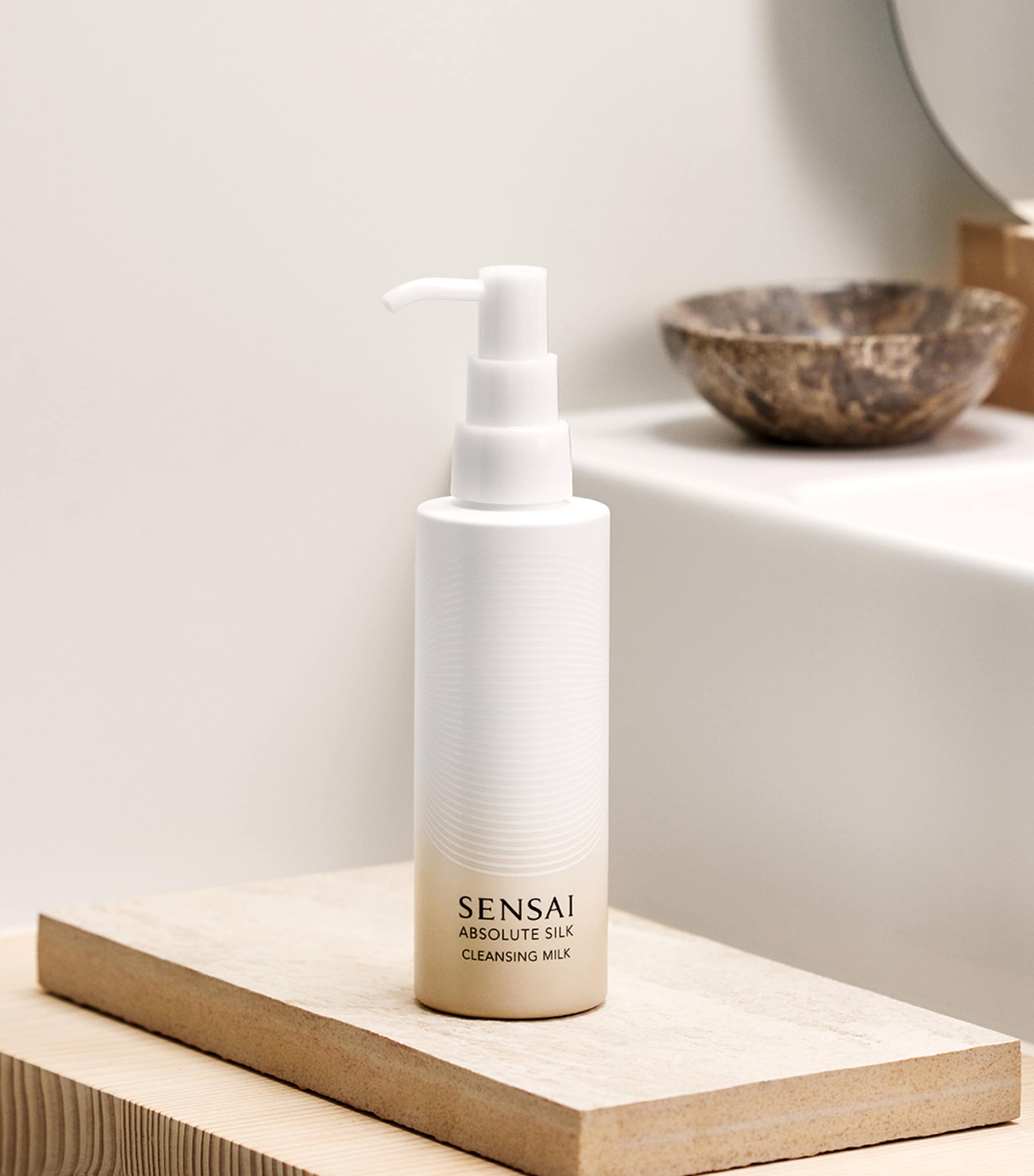 Sensai Absolute Silk Cleansing Milk 150ml (British brand)