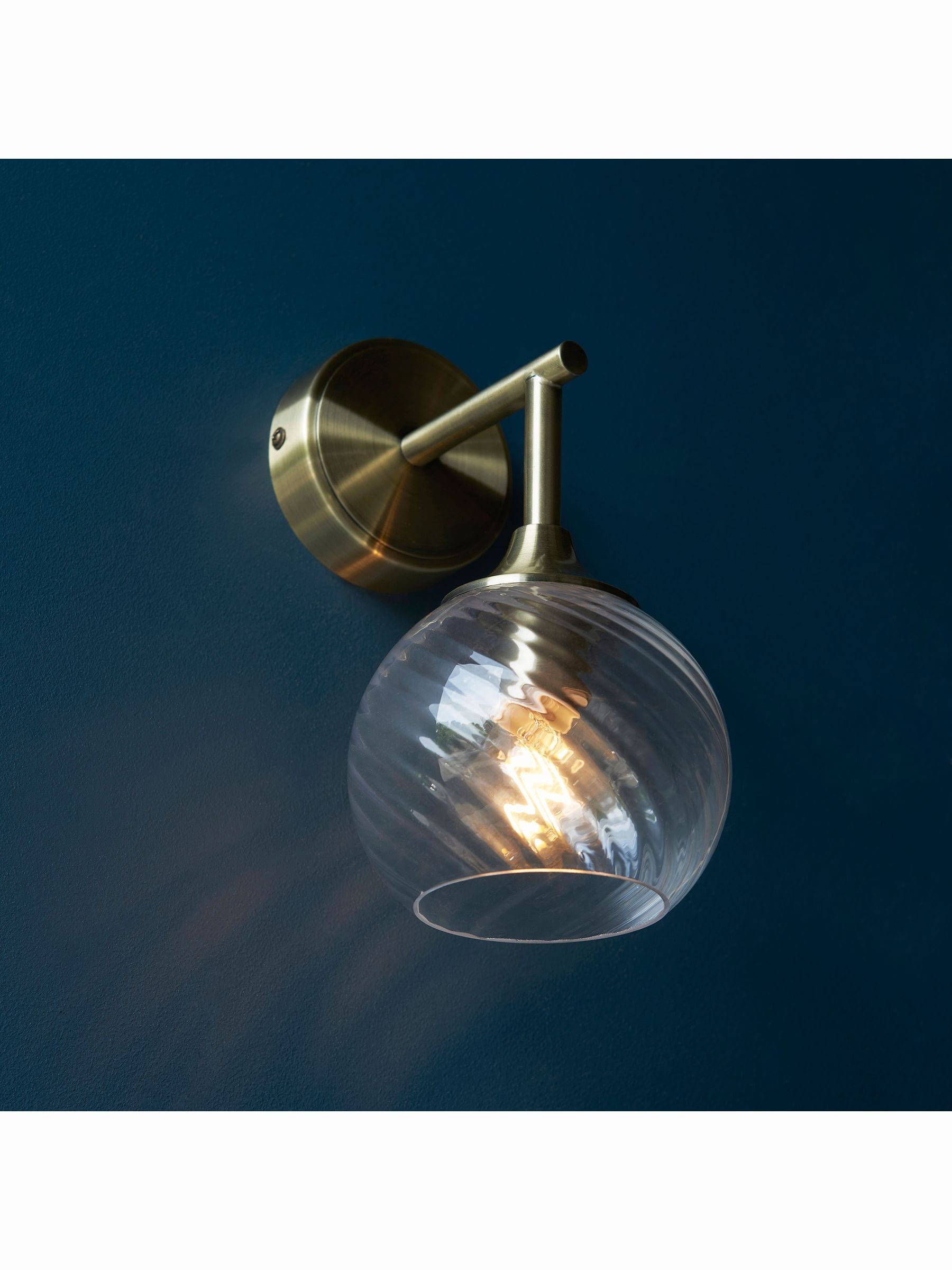 Gallery Home Lexi antique brass wall light, UK version