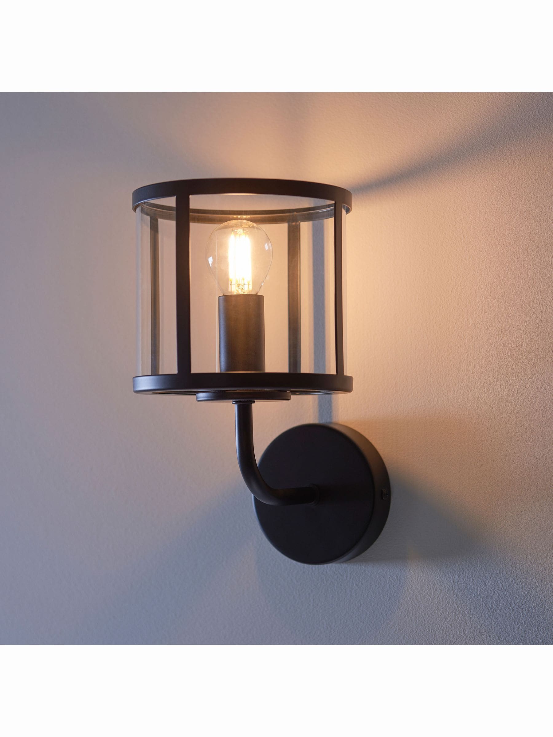 Gallery Home Vernon black wall light 25cm (British brand)
